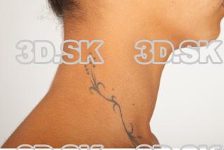 Neck texture of Lora 0004